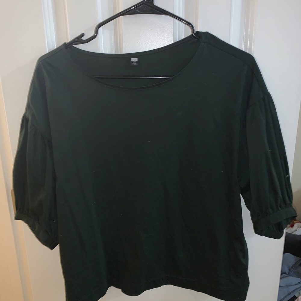 Uniqlo green blouse